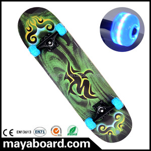 Ruedas de luz de color verde personalizado <span class=keywords><strong>tabla</strong></span> de skate <span class=keywords><strong>longboard</strong></span> completo - Product Image 1