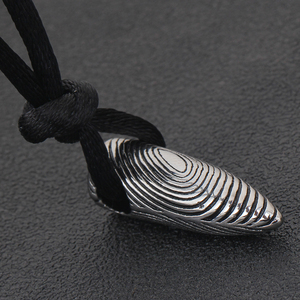 Collar con Colgante <span class=keywords><strong>de</strong></span> Moda, Acero Inoxidable, Impermeable, Antideslustre, Joyería para Hombre, <span class=keywords><strong>Lobo</strong></span> <span class=keywords><strong>de</strong></span> <span class=keywords><strong>Guerra</strong></span> 2 OEM, Collar con Colgante <span class=keywords><strong>de</strong></span> Bala 316L - Product Image 3