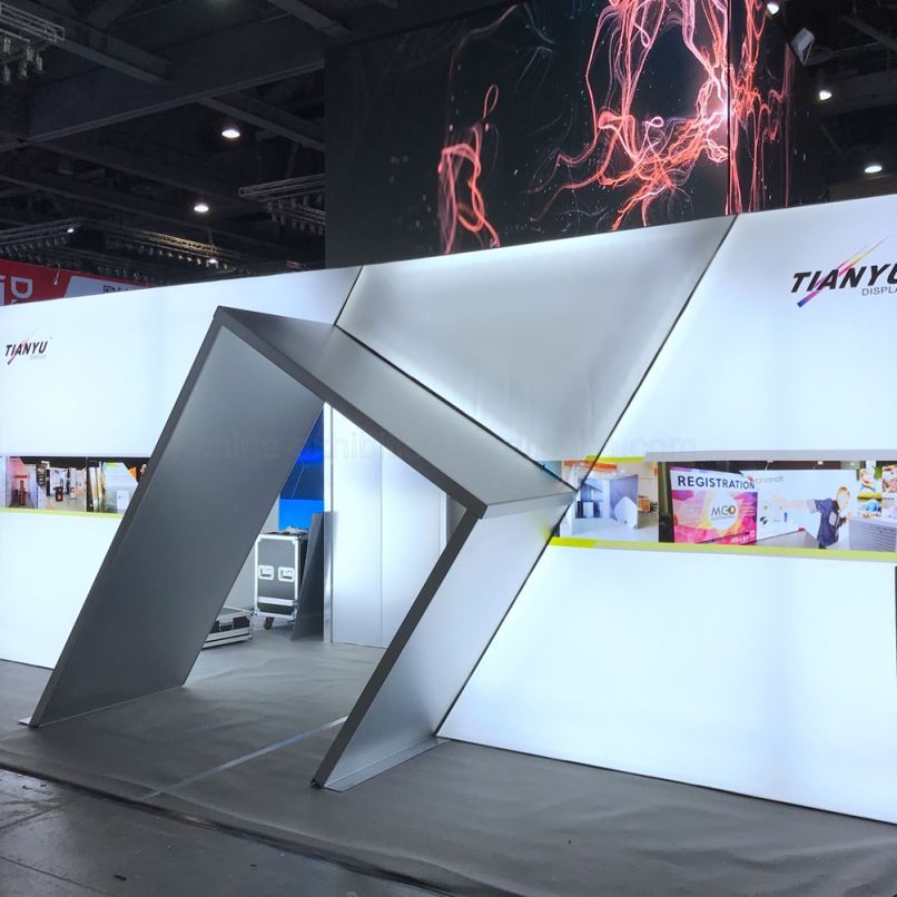 Prix bon marché Réutilisable Promotionnel de Haute Qualité Nouvelle Conception Led écran Stand D'exposition Portable