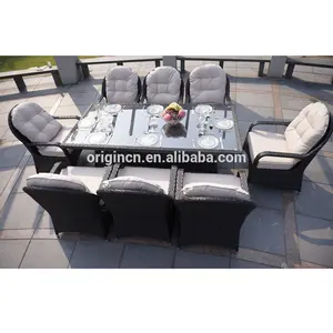 Perfect Royal Stijl Traditionele Outdoor Eetkamer Rechthoekige Tafel Stoelen Plastic Rotan Aks Tuinmeubelen