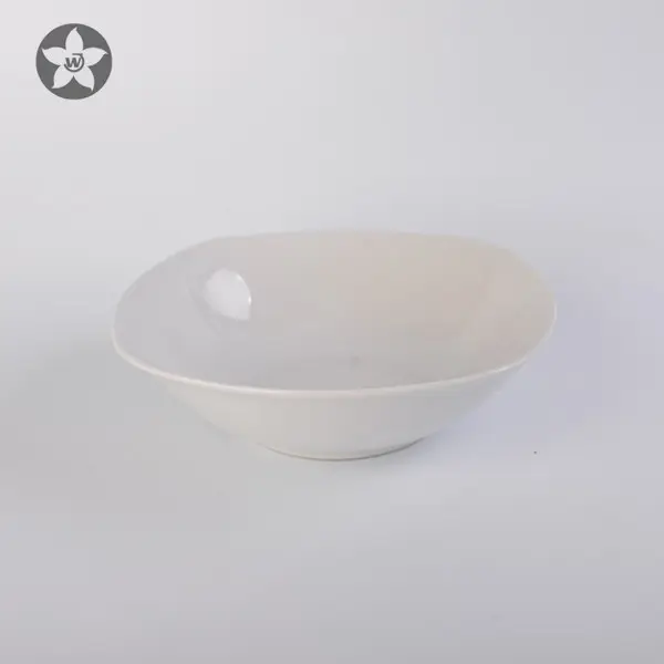 Индивидуальный дизайн, простые белые квадратные керамические миски для супа ручной работы