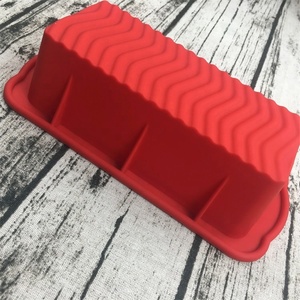 Simake Eco-Friendly Rectangle Bread Baking <strong>Mould</strong> 8" X 3.5" <strong>Silicone</strong> Cake Pan Non-Stick for <strong>Christmas</strong> Cake Microwave Dishwasher - Product Image 5