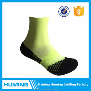 Plaine couleur L/XL <span class=keywords><strong>ou</strong></span> <span class=keywords><strong>peut</strong></span> <span class=keywords><strong>être</strong></span> personnalisé en gros personnalisé chaussettes - Product Image 2
