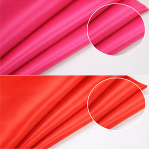 Chất Lượng Cao Trọng Lượng Nhẹ 190T <span class=keywords><strong>Polyester</strong></span> <span class=keywords><strong>Taffeta</strong></span> Vải Đồng Bằng Dệt 100% <span class=keywords><strong>Polyester</strong></span> Lót Chất Liệu Cho Bé Trai Và Bé Gái - Product Image 5