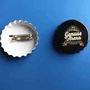 धातु के साथ बीयर की बोतल कैप बिल्ला कस्टम डिजाइन