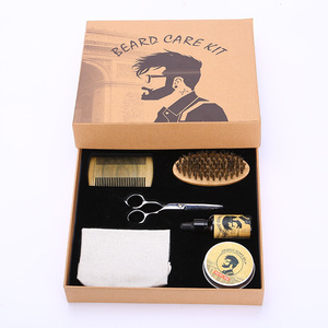Il <span class=keywords><strong>Set</strong></span> personalizzato per la <span class=keywords><strong>cura</strong></span> <span class=keywords><strong>della</strong></span> <span class=keywords><strong>barba</strong></span> con etichetta privata da uomo include spazzola pettine olio balsamo forbici da barbiere - Product Image 2