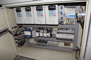 3750*1982mm <span class=keywords><strong>Table</strong></span> de travail AI Machine à coudre pour matelas à bord de bande à rabat automatique (BWB-4C) État neuf - Product Image 4