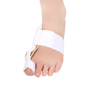 Venta caliente uso <span class=keywords><strong>nocturno</strong></span> Big Toe Bunion <span class=keywords><strong>Corrector</strong></span> ortopédico pie <span class=keywords><strong>Juanetes</strong></span> Big Toe Straightener Hallux Valgus Bunion <span class=keywords><strong>Corrector</strong></span> - Product Image 3