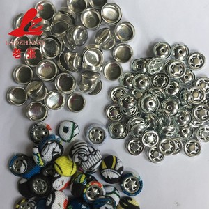 Nouvelle machine automatique brevetée LAOZHANG pour la fabrication de <span class=keywords><strong>boutons</strong></span> recouverts de tissu avec cœur PLC 220V pour <span class=keywords><strong>boutons</strong></span> de rembourrage Garantie 1 an - Product Image 4
