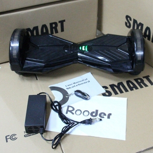 Rooder r806 2 ruedas auto equilibrio moto / aerotabla / skate / monorover con música del bluetooth y la luz llevada colorida - Product Image 1