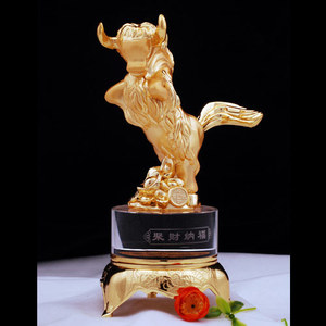 Hoge Kwaliteit Metalen Trofee Gouden <span class=keywords><strong>Bull</strong></span>/Koe/Ox Standbeeld Sculpturen Trofee Sport - Product Image 4