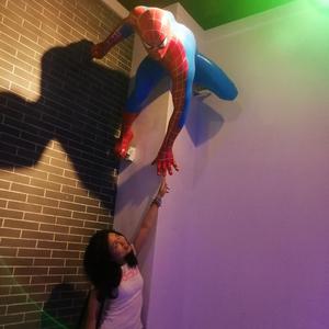 Alta-simulato a grandezza naturale vivily fibra <span class=keywords><strong>di</strong></span> vetro resina <span class=keywords><strong>figure</strong></span> <span class=keywords><strong>di</strong></span> <span class=keywords><strong>spider</strong></span> <span class=keywords><strong>man</strong></span> action statua - Product Image 2