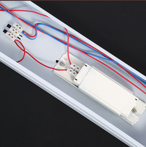 Nouveau <span class=keywords><strong>prix</strong></span> 2*9W T8 <span class=keywords><strong>LED</strong></span> Double tube lumineux 6000K Lumière du jour Dimmable pour <span class=keywords><strong>éclairage</strong></span> de plafond de bureau avec garantie de 2 ans - Product Image 6