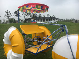 CE <span class=keywords><strong>3</strong></span> 대형 바퀴 수상 페달 보트 삼륜 수상 자전거 판매 - Product Image 5