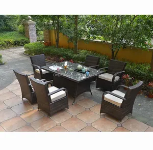 Luxus-Hauszimmer Outdoor Garten Esszimmermöbel Poly Rattan Restaurant Stühle Tische Set