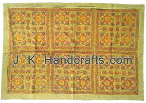 Tapisseries ethniques bohèmes brodées - Product Image 2