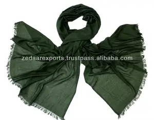 橄榄绿粘纤围巾