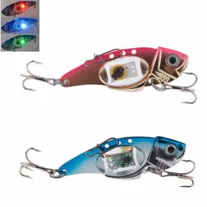 Lumière LED avec triple hameçon électronique, lampes clignotantes pour appât de pêche - Product Image 1