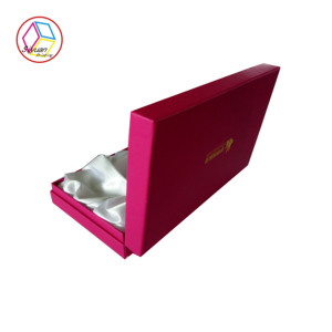 Bán Buôn Chất Lượng Cao Sang Trọng Màu Hồng Nghệ Thuật Bìa Các Tông Hộp Quà Tặng 2Mm Độ Dày UV Lá Dập Nổi Tùy Chỉnh Giáng Sinh Bao Bì Thực Phẩm Với Giảm Giá Bán Buôn - Product Image 2