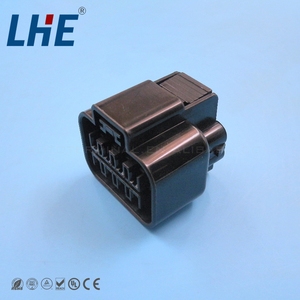 Connettore Maschio a 8 Pin KUM PB625-08027, Terminali a Crimpare per Cavi Automobilistici, Materiale PA66, Installazione Sigillata da Filo a Filo - Product Image 5