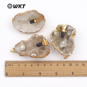 <span class=keywords><strong>Colgante</strong></span> de <span class=keywords><strong>turmalina</strong></span> <span class=keywords><strong>negra</strong></span> de WT-P1420 para mujer, adorno de oro en forma aleatoria, joyería de moda, <span class=keywords><strong>colgante</strong></span> de cuarzo <span class=keywords><strong>Natural</strong></span> de geoda - Product Image 6