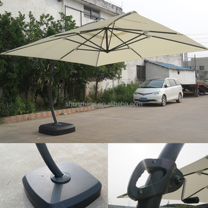 Ombrellone quadrato grande impermeabile con montante laterale, ombrellone da spiaggia di lusso per esterni con base a serbatoio d'acqua - Product Image 1