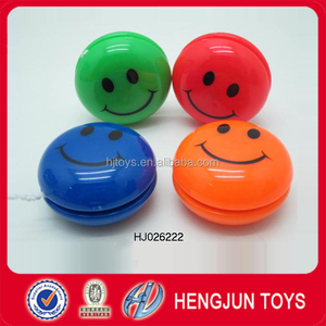 5.6 cm en plastique hamburger <span class=keywords><strong>yoyo</strong></span> balle pour cadeau <span class=keywords><strong>de</strong></span> promotion - Product Image 2
