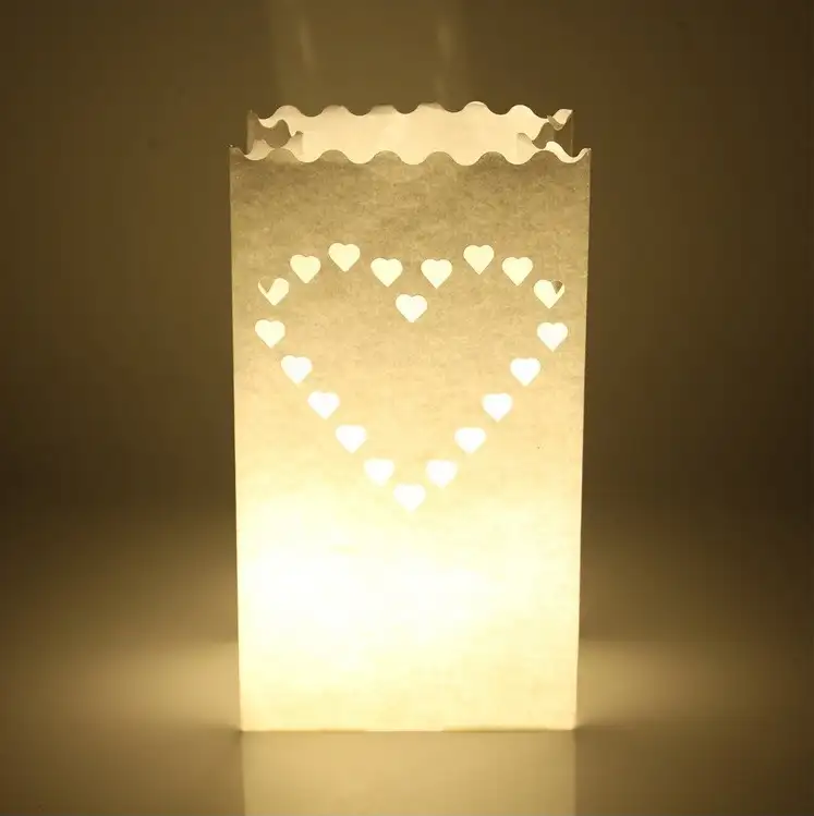 ウェディングハートティーライトホルダールミナリア提灯キャンドルバッグホームロマンチックな結婚披露宴の装飾用品