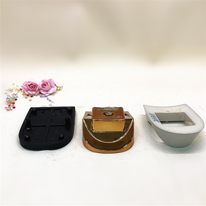 การออกแบบของการรวมกันบนและล่างแปลกของรองเท้าส้นสูง ABS - Product Image 2