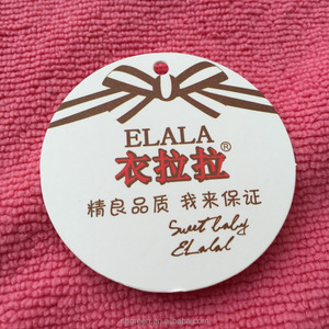 Étiquette en carton découpée à l'emporte-pièce, étiquette volante épaisse de vêtement de logo de marque de luxe de bas prix - Product Image 1