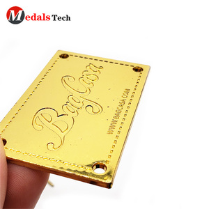 Commercio all'ingrosso in lega di zinco personalizzato da incasso logo placcatura in oro targhetta - Product Image 1