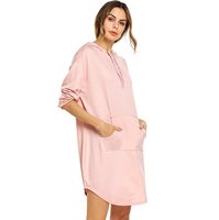 Robe longue décontractée pour femme en polaire à capuche avec poche kangourou et détail cordon pour l'automne
