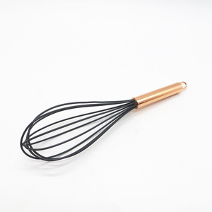 Fouets de <span class=keywords><strong>cuisine</strong></span> en <span class=keywords><strong>silicone</strong></span> et en acier inoxydable avec manche en or rose Idéal pour mélanger la farine d'œufs et le <span class=keywords><strong>fouet</strong></span> à lait - Product Image 4