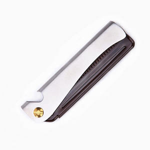 Premium in metallo con manico per barba e denti lisci Design portatile pieghevole per baffi da viaggio pettine per la toelettatura da uomo - Product Image 3