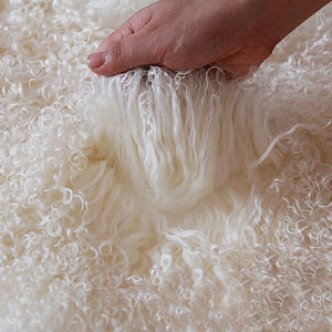 लिविंग रूम सोफे के लिए उच्च गुणवत्ता वाली लक्जरी फ्फी रंगे हुए कमरे के सोफे इनडोर चटाई प्राकृतिक असली जानवर फर मेमने फर त्वचा - Product Image 5