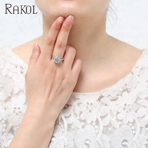 RAKOL RP2044 Wedding Bridal Jewelry Thiết Kế Đơn Giản Micro Inlay Kim Cương Pha Lê Zircon CZ Flower Engagement Ring - Product Image 6