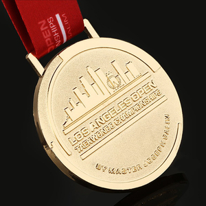 Controllo su misura di alta qualità placcato oro 3 pollici medaglia taekwondo - Product Image 1