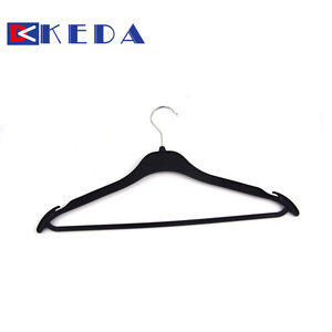 <span class=keywords><strong>Cintre</strong></span> de chemise en plastique noir peu encombrant - Product Image 1
