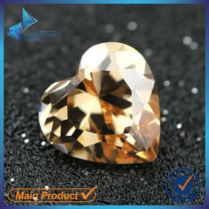 Brillante corazón Cut Champage 8 * 8 mm <span class=keywords><strong>zircon</strong></span> gemas sintéticas - Product Image 3