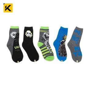 KT1-A618 trendy boy cute boys wearing socks boys crew fashion happiness socks feet