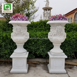 Flor decorativa de mármol blanco para jardín al aire libre y patrón de <span class=keywords><strong>cabeza</strong></span> de figura <span class=keywords><strong>griega</strong></span> <span class=keywords><strong>maceta</strong></span> de piedra tallada - Product Image 1