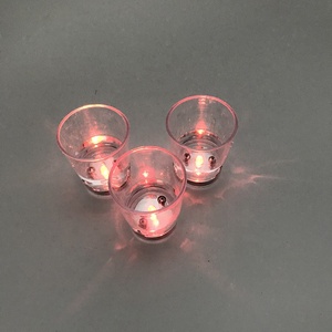 حار بيع أعلى جودة الهدايا الترويجية أدى ضوء وماض كوب معايرة زجاجي كأس - Product Image 4
