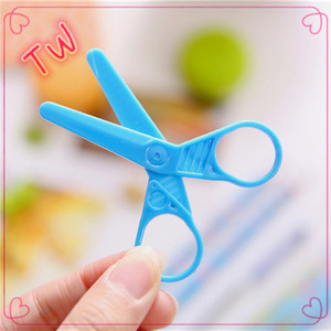 Website hotsale yiwu markt neue ankunft cartoon nette kinder mini schreibwaren set, kunststoff lineal bleistift sets kostenloser proben - Product Image 5
