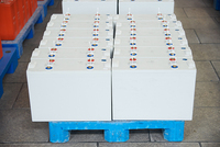 Baterai Surya Siklus Dalam AGM Asam Timbal ZM 2 Volt 2V 300AH Paket Ion Litium