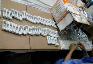 Bloc de charnière de porte de fenêtre de revêtement de poudre de Offre Spéciale 75MM pour le marché du moyen-orient - Product Image 3