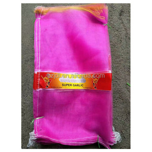 Bolsas <span class=keywords><strong>de</strong></span> <span class=keywords><strong>malla</strong></span> <span class=keywords><strong>de</strong></span> plástico PE reciclables impresas con logotipo para ajo Mango con cordón para sellar verduras en la industria agrícola - Product Image 1