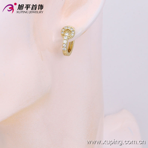 Piccoli <span class=keywords><strong>Orecchini</strong></span> a Cerchio Mini in Oro Placcato 14k con Zirconi per Bambine, Prezzo all'Ingrosso di <span class=keywords><strong>Orecchini</strong></span> in Oro per Bambini - Product Image 3