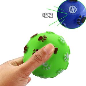 Prodotti interattivi per la riproduzione di animali domestici stampa zampa in vinile squeaky cane palla giocattolo per la casa cane masticare i prodotti per animali domestici - Product Image 4