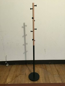 Bastidores de ropa de pie con forma de seta de 8 ganchos baratos - Product Image 2