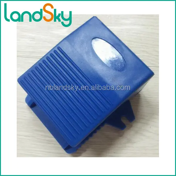 Landsky信頼性の高い品質ノーマルクローズ型プラスチック空気フットペダルバルブ3FM210 06